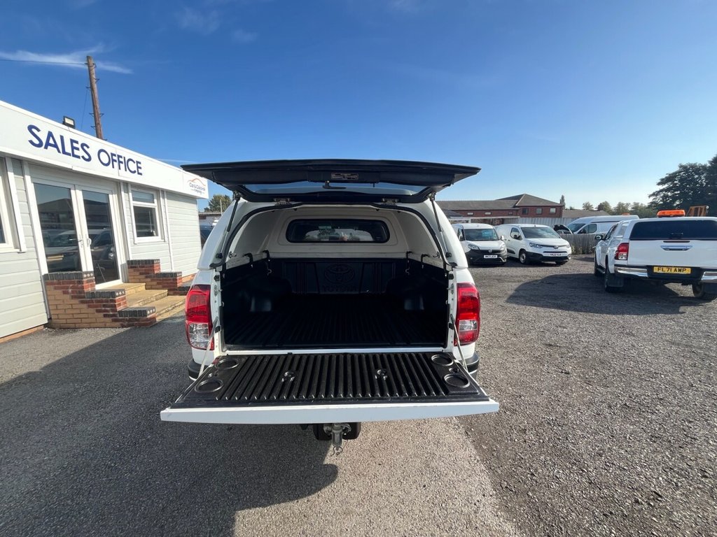 Used Toyota Hilux 2022 for sale - 76105485: Photo 17