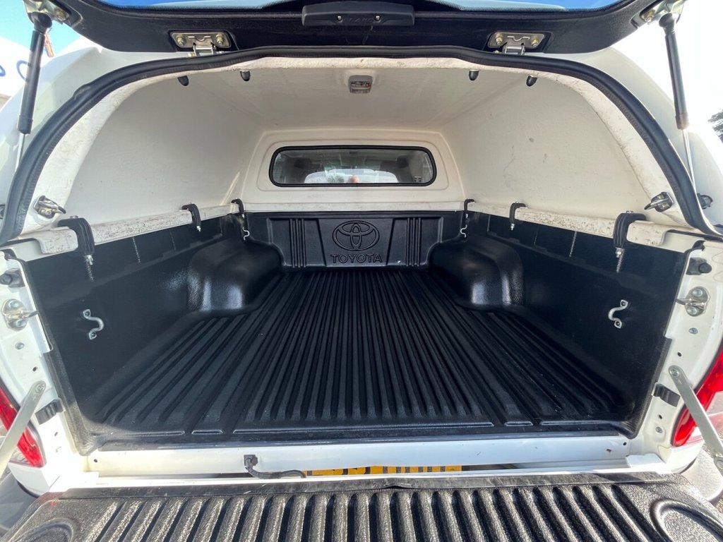 Used Toyota Hilux 2022 for sale - 76105485: Photo 22