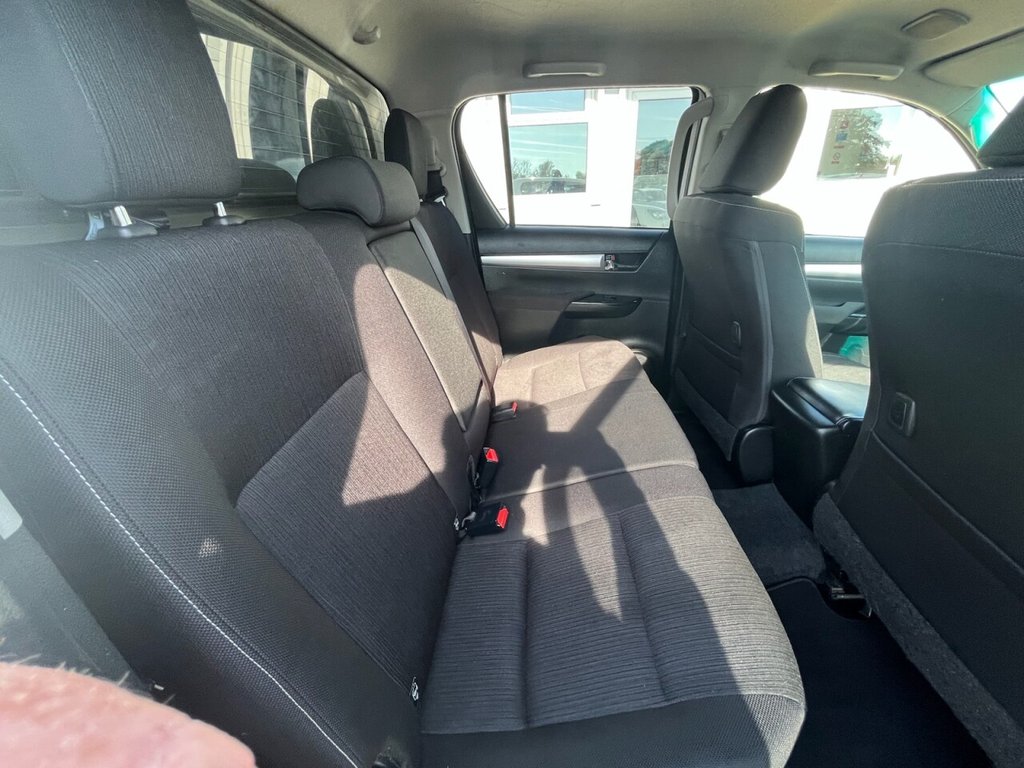 Used Toyota Hilux 2022 for sale - 76105485: Photo 30