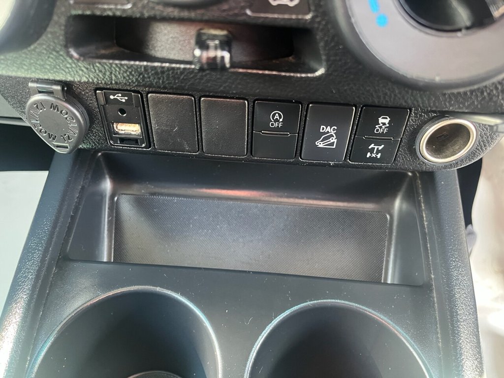 Used Toyota Hilux 2022 for sale - 76105485: Photo 44
