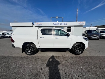 Used Toyota Hilux 2022 for sale - 76105485: Photo 4