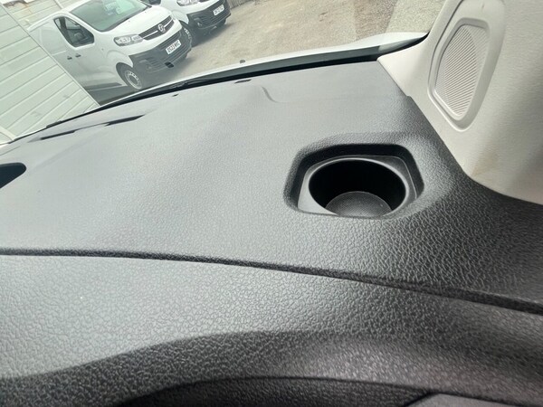 Used Vauxhall Vivaro 2022 for sale - 75642721: Photo 32