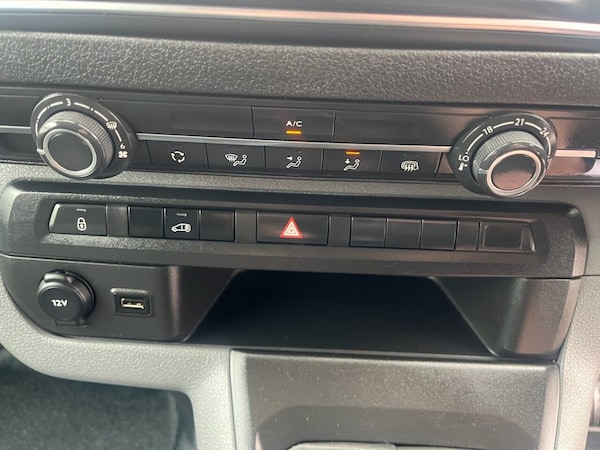 Used Vauxhall Vivaro 2022 for sale - 75642721: Photo 47