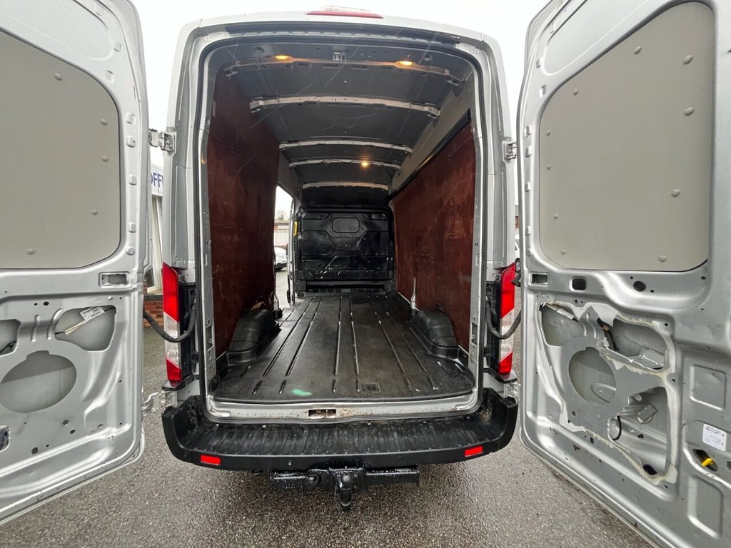 Used Ford Transit 2022 for sale - 76333892: Photo 32