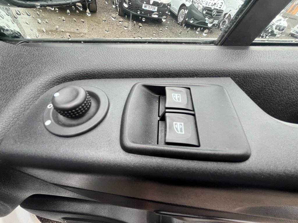 Used Renault Trafic 2021 for sale - 77572077: Photo 38