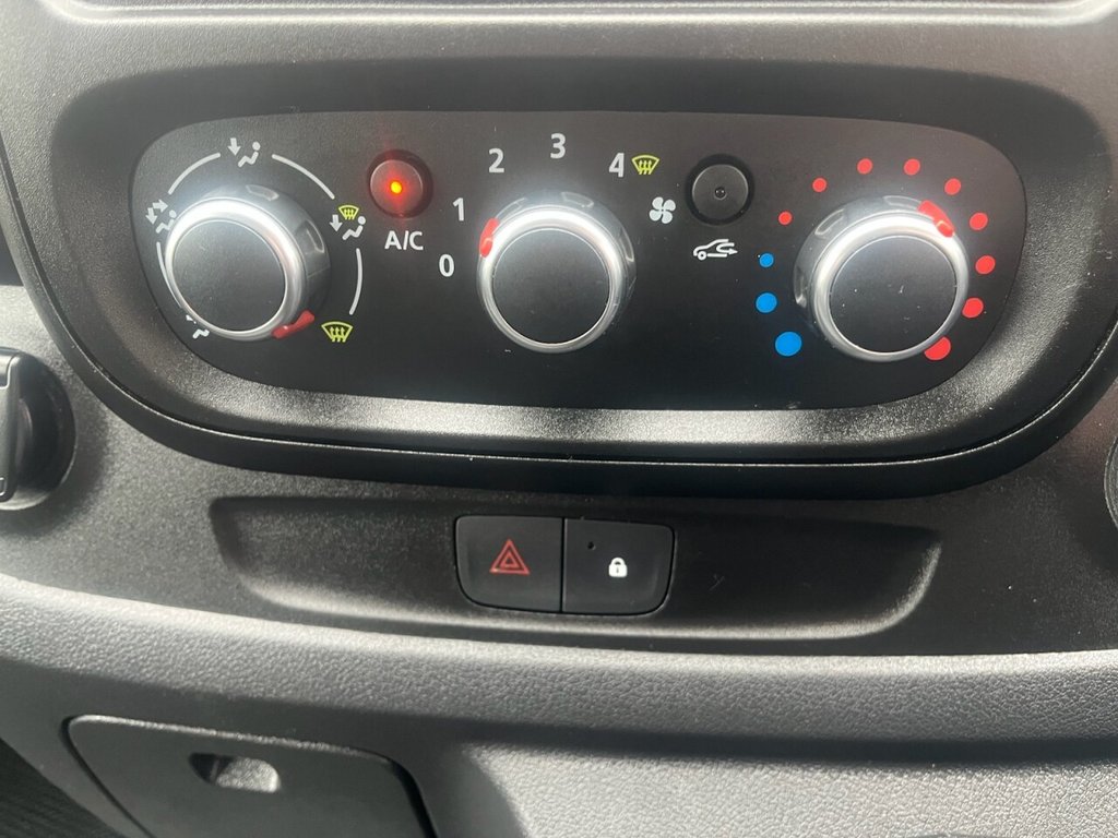 Used Renault Trafic 2021 for sale - 77572077: Photo 48