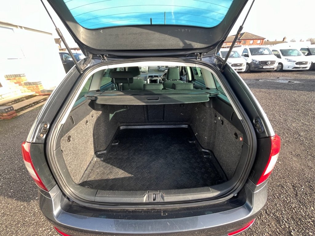 Used Skoda Octavia 2011 for sale - 77313174: Photo 18