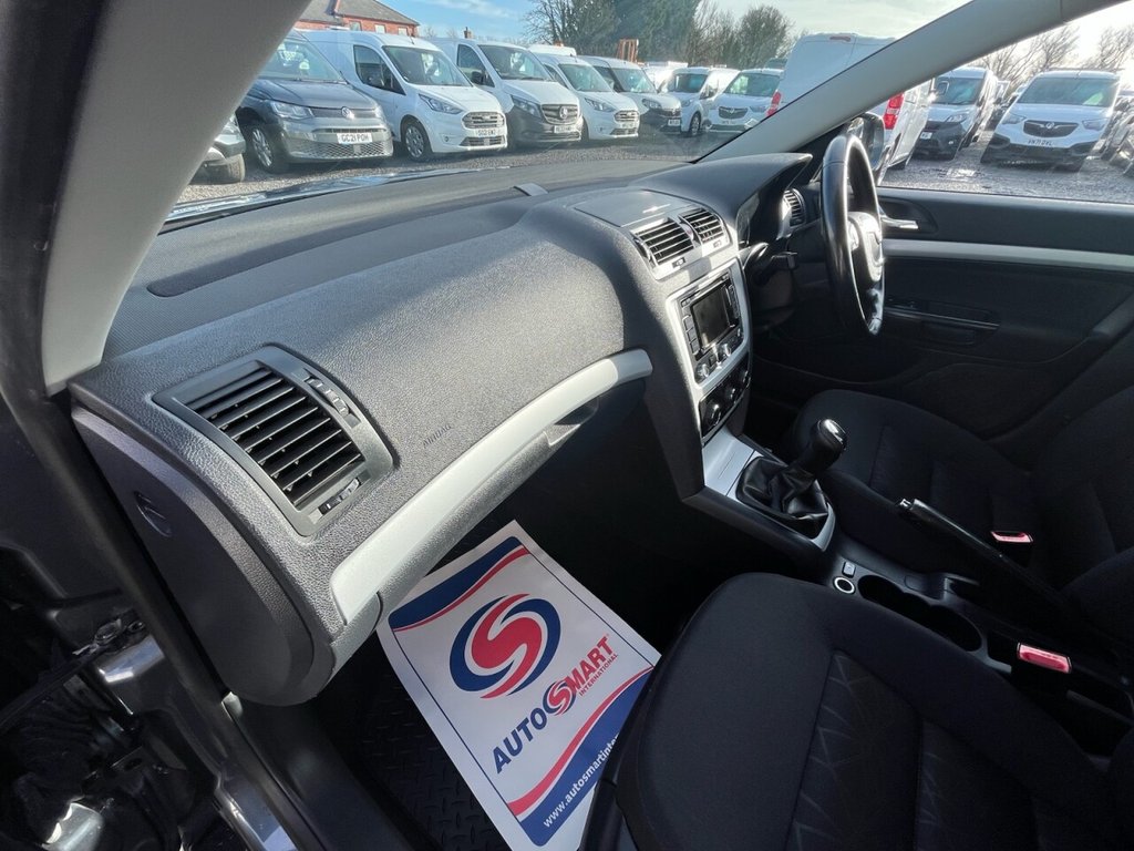 Used Skoda Octavia 2011 for sale - 77313174: Photo 32