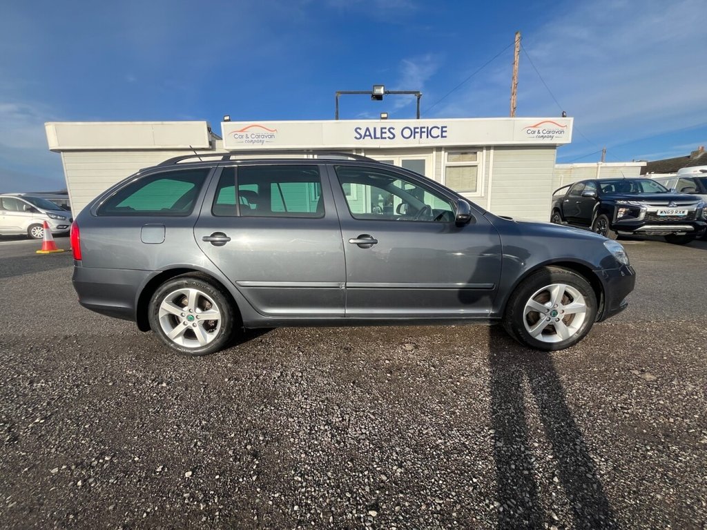 Used Skoda Octavia 2011 for sale - 77313174: Photo 4