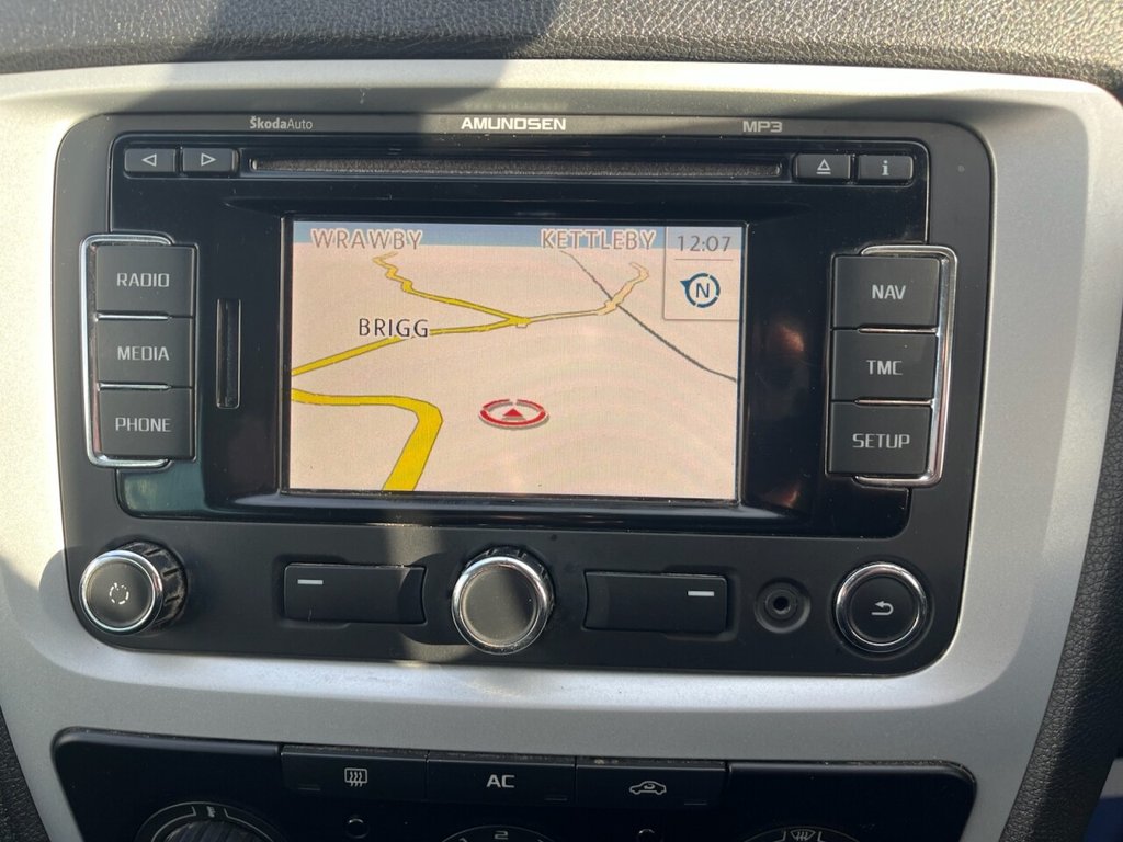 Used Skoda Octavia 2011 for sale - 77313174: Photo 41