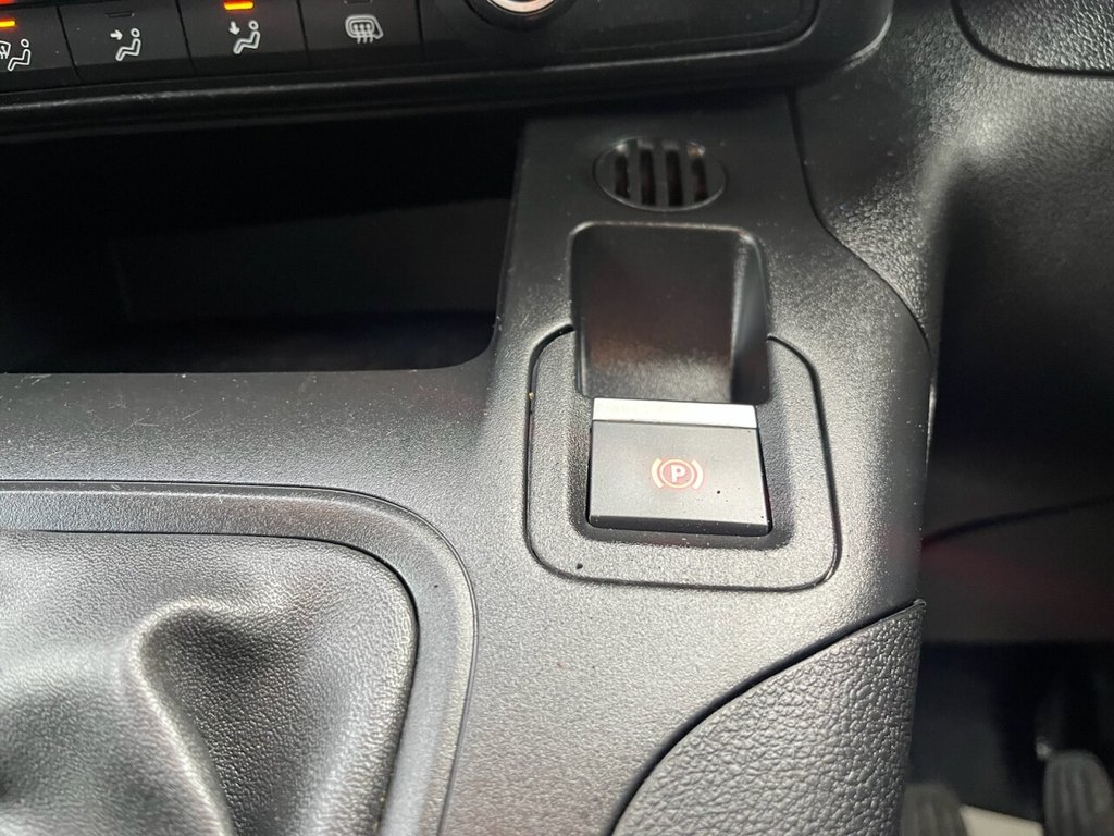 Used Citroen Berlingo 2021 for sale - 77507102: Photo 41