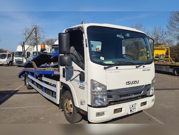 Used Isuzu Forward 2017 for sale - 74183008: Photo