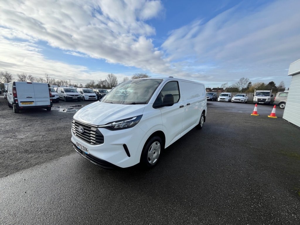 Used Ford Transit Custom 2024 for sale - 77654745: Photo 3