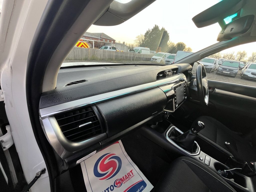 Used Toyota Hilux 2022 for sale - 77153300: Photo 36