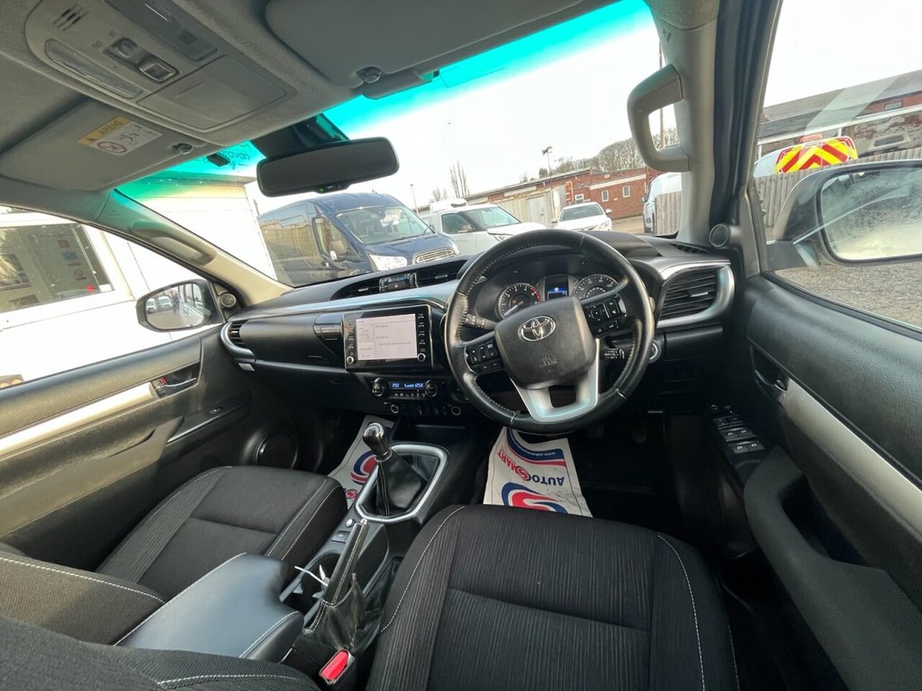 Used Toyota Hilux 2022 for sale - 77153300: Photo 42