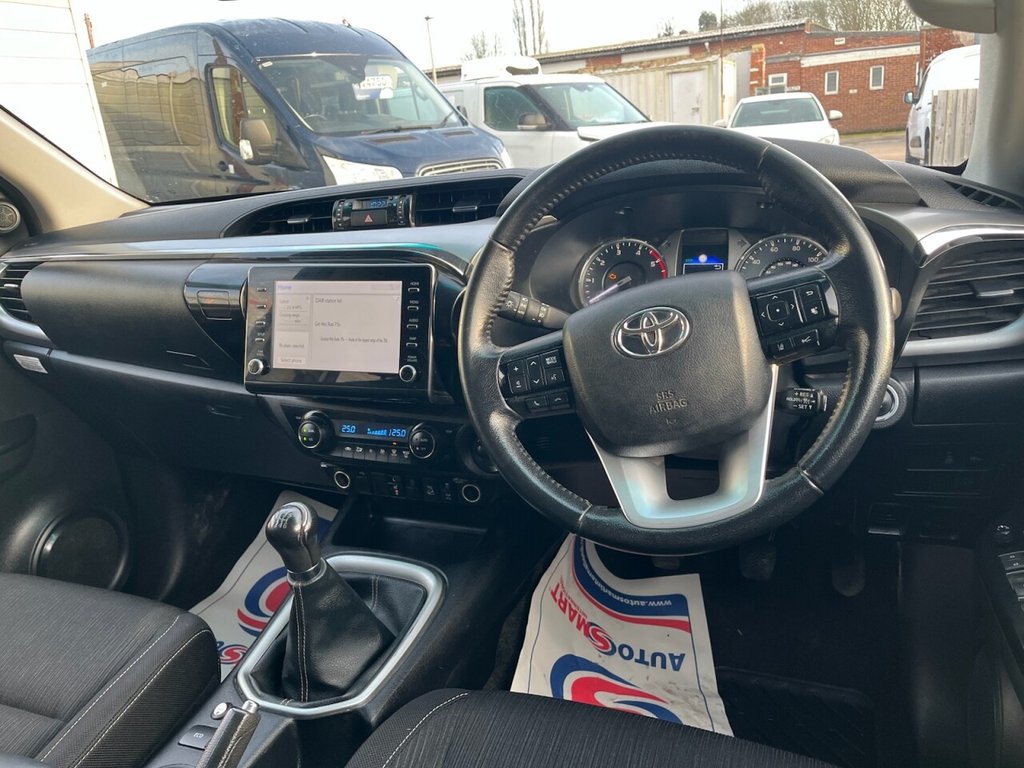 Used Toyota Hilux 2022 for sale - 77153300: Photo 44