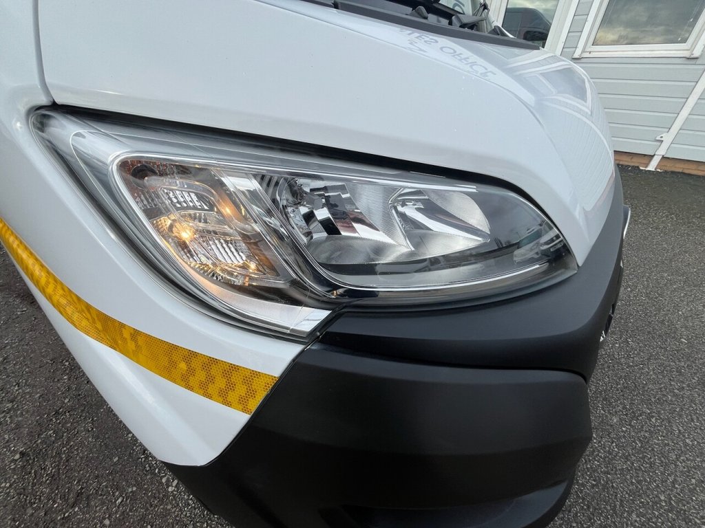 Used Vauxhall Movano 2023 for sale - 77498733: Photo 2