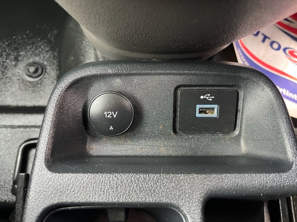 Used Ford Transit Connect 2020 for sale - 75739093: Photo 43