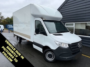 Mercedes-Benz Sprinter feature image