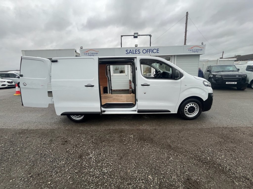 Used Vauxhall Vivaro 2022 for sale - 76558502: Photo 11