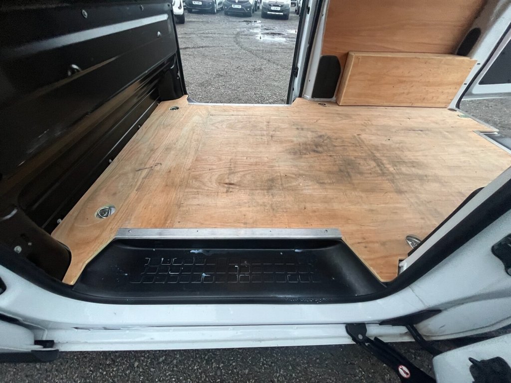 Used Vauxhall Vivaro 2022 for sale - 76558502: Photo 20