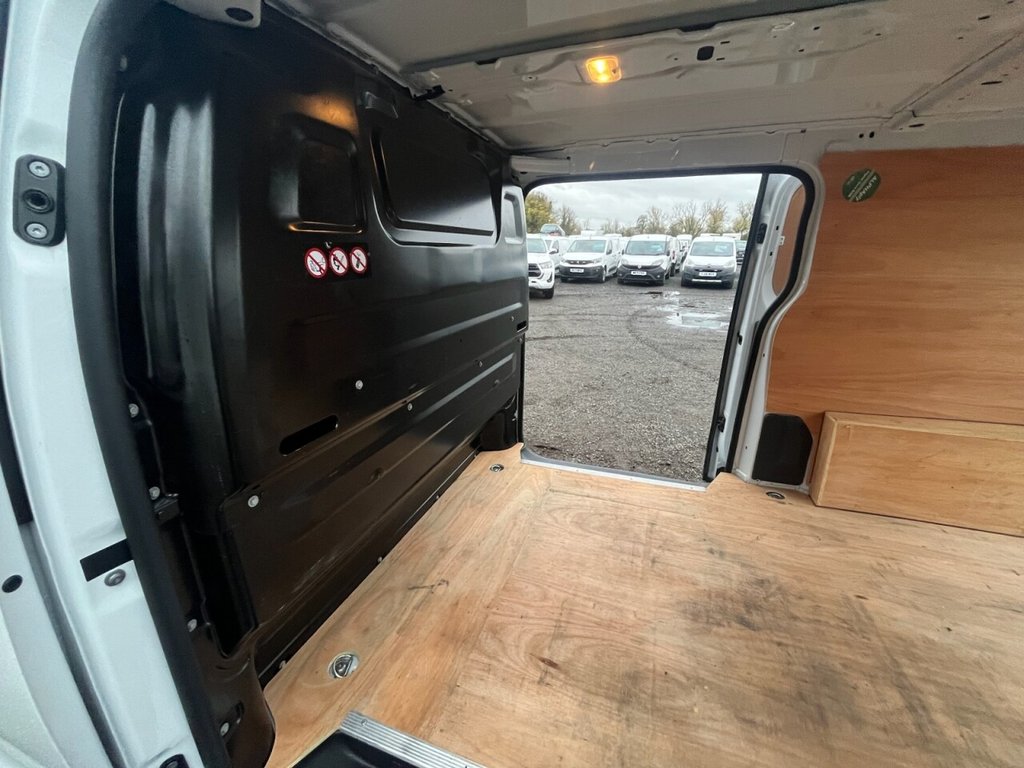 Used Vauxhall Vivaro 2022 for sale - 76558502: Photo 21