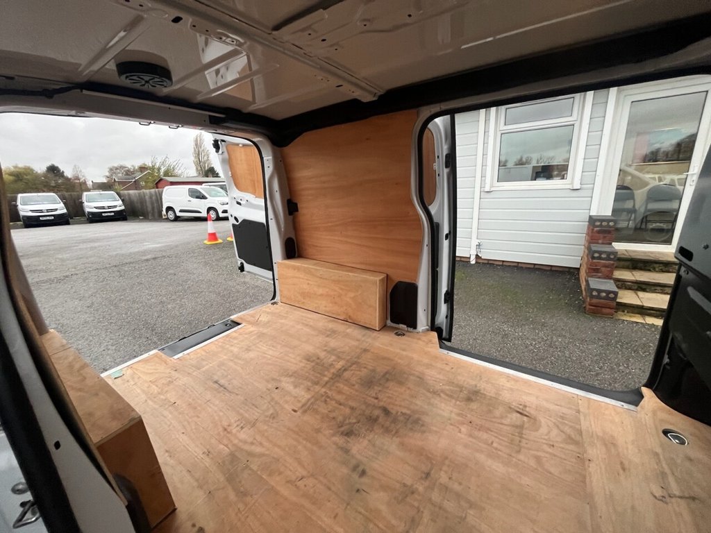 Used Vauxhall Vivaro 2022 for sale - 76558502: Photo 25