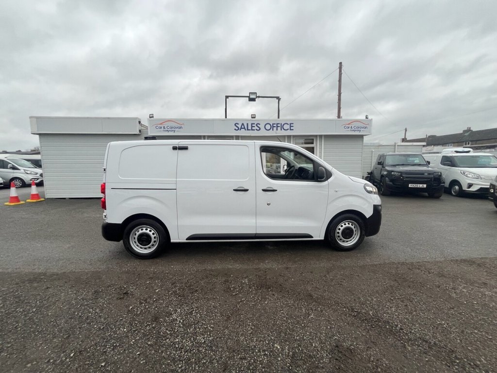 Used Vauxhall Vivaro 2022 for sale - 76558502: Photo 4