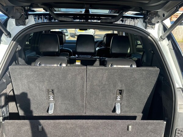 Used Land Rover Discovery 2024 for sale - 74570404: Photo 17