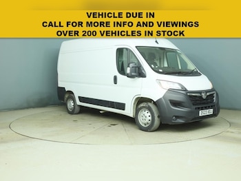 Vauxhall - Movano