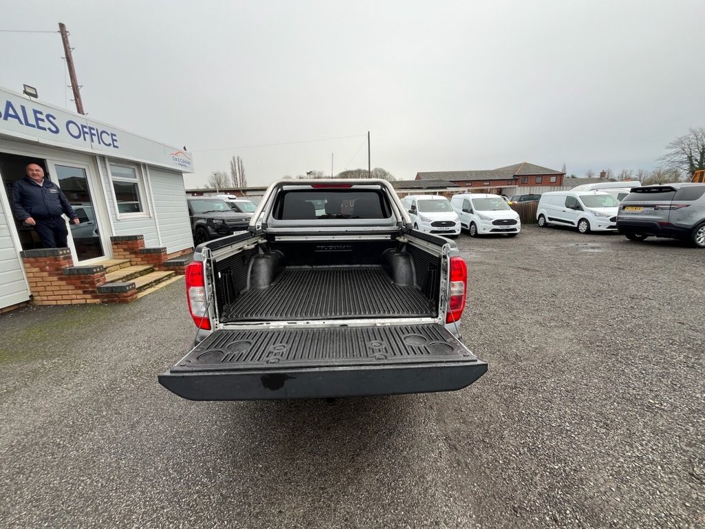 Used Nissan Navara 2018 for sale - 76686143: Photo 25