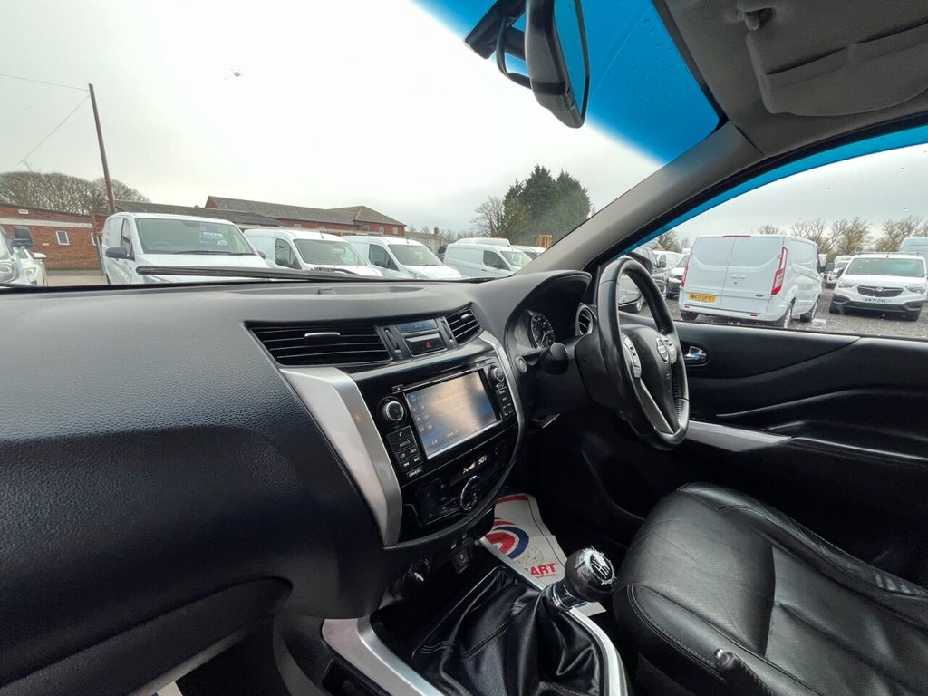 Used Nissan Navara 2018 for sale - 76686143: Photo 35