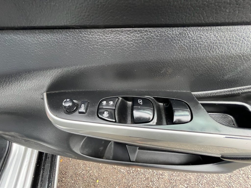 Used Nissan Navara 2018 for sale - 76686143: Photo 38