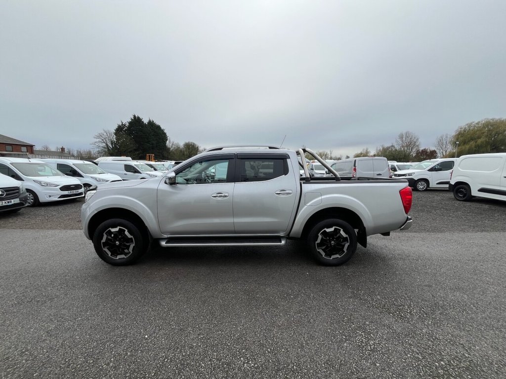 Used Nissan Navara 2018 for sale - 76686143: Photo 4