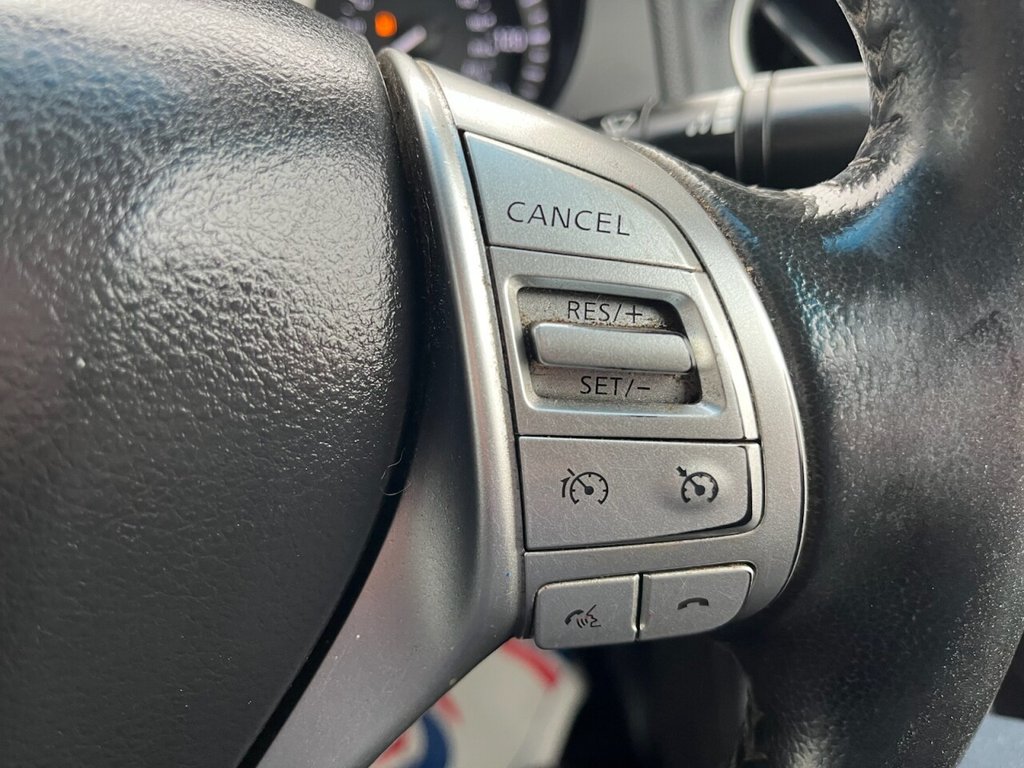 Used Nissan Navara 2018 for sale - 76686143: Photo 42