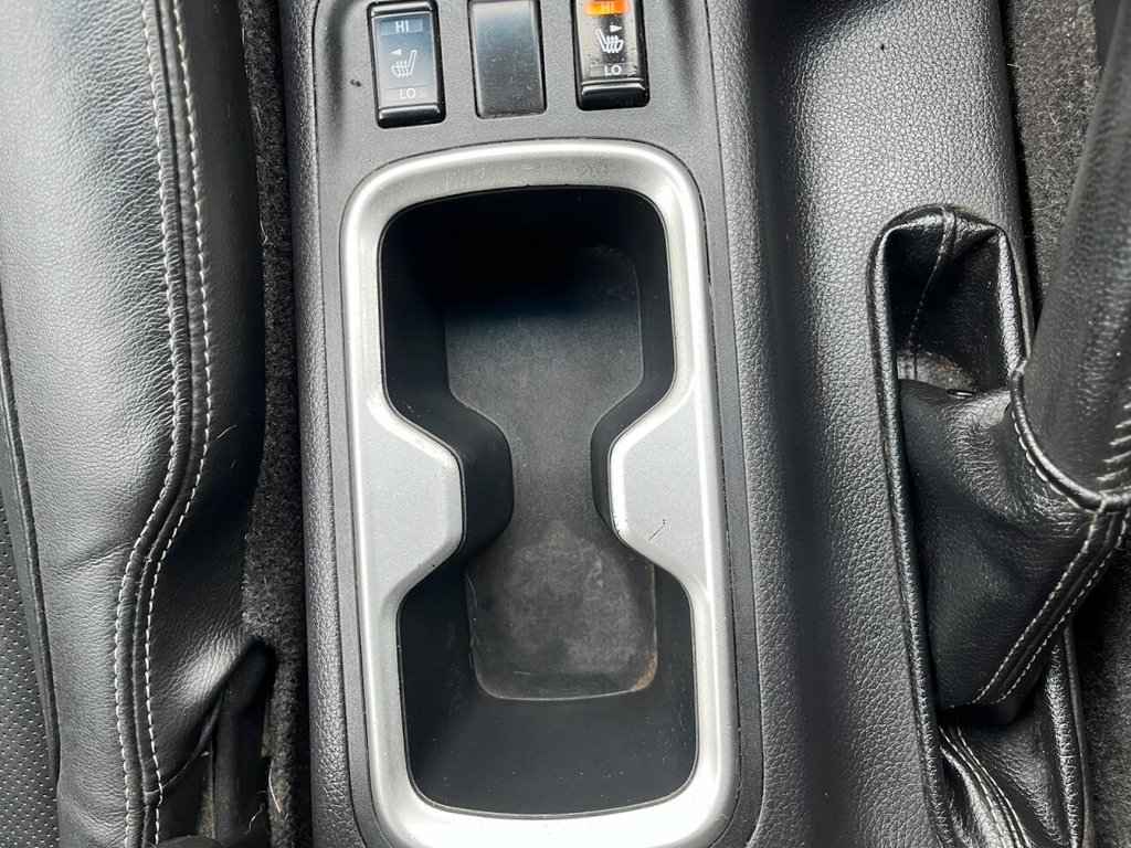 Used Nissan Navara 2018 for sale - 76686143: Photo 45