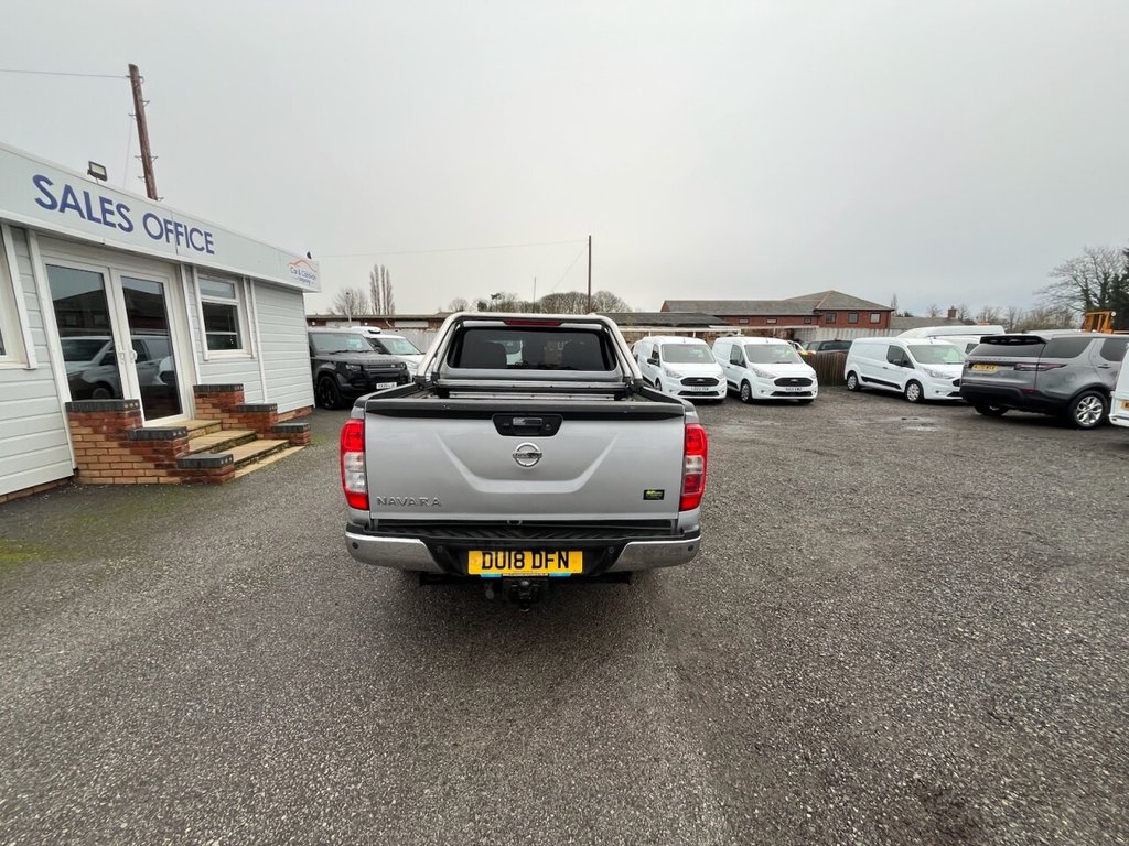 Used Nissan Navara 2018 for sale - 76686143: Photo 8