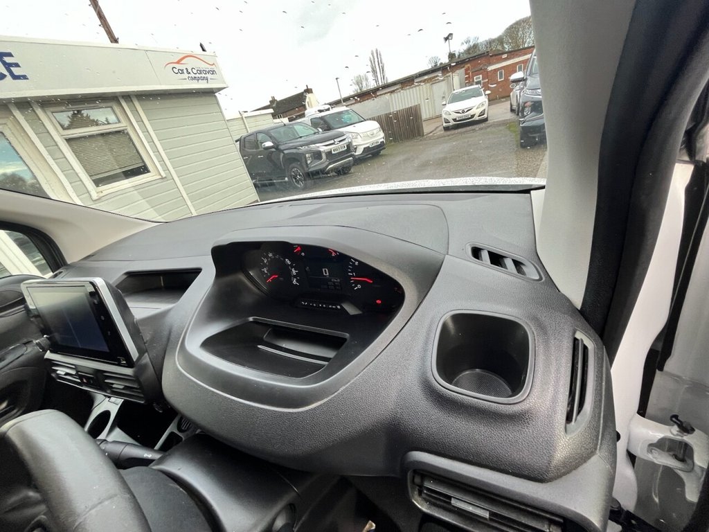 Used Peugeot Partner 2020 for sale - 76867633: Photo 31