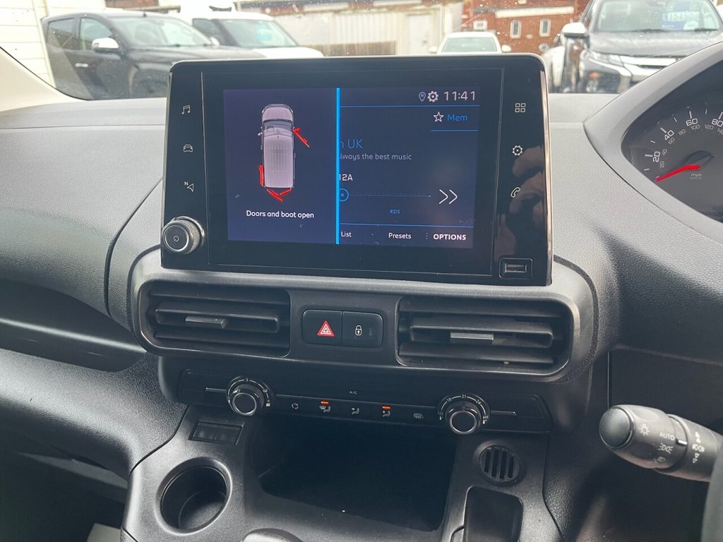 Used Peugeot Partner 2020 for sale - 76867633: Photo 35