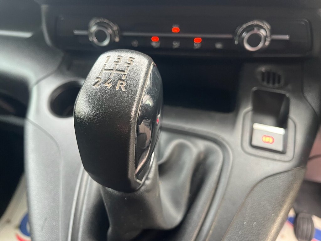 Used Peugeot Partner 2020 for sale - 76867633: Photo 37