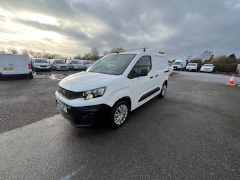 Used Peugeot Partner 2020 for sale - 76867633: Photo
