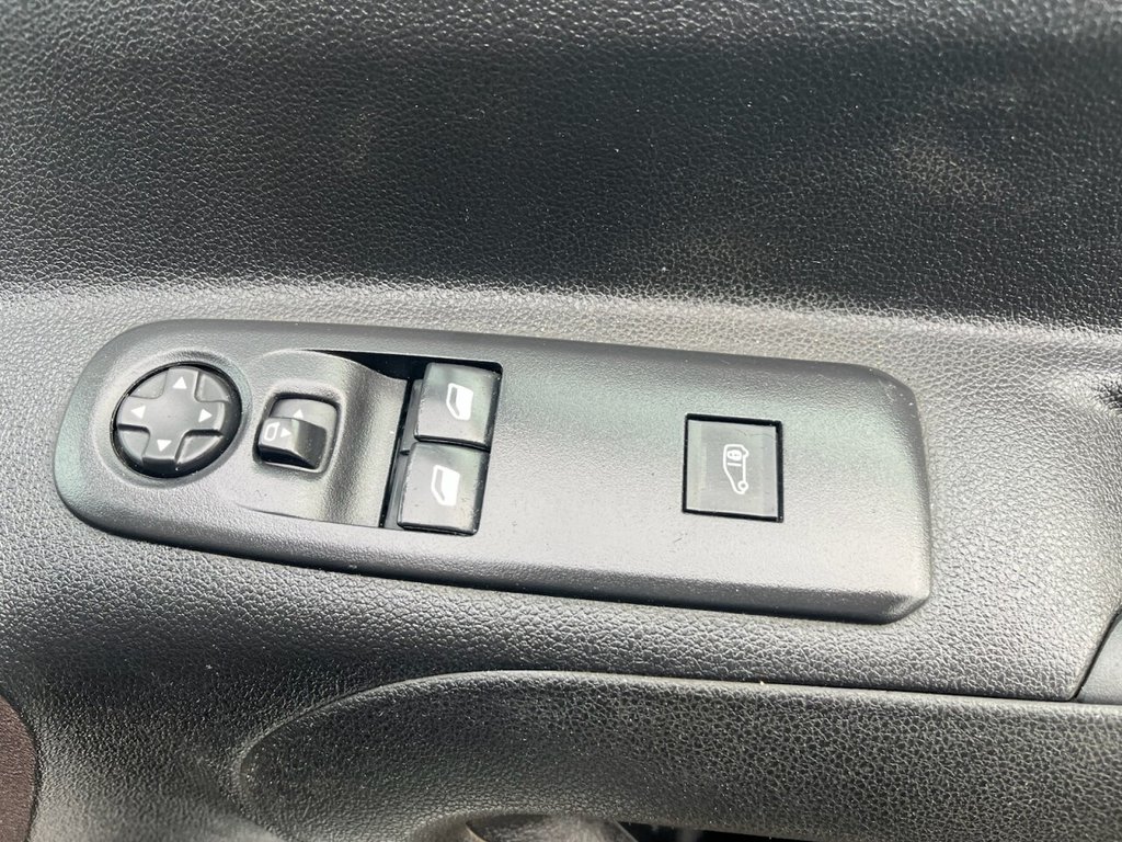 Used Peugeot Partner 2020 for sale - 76867633: Photo 42