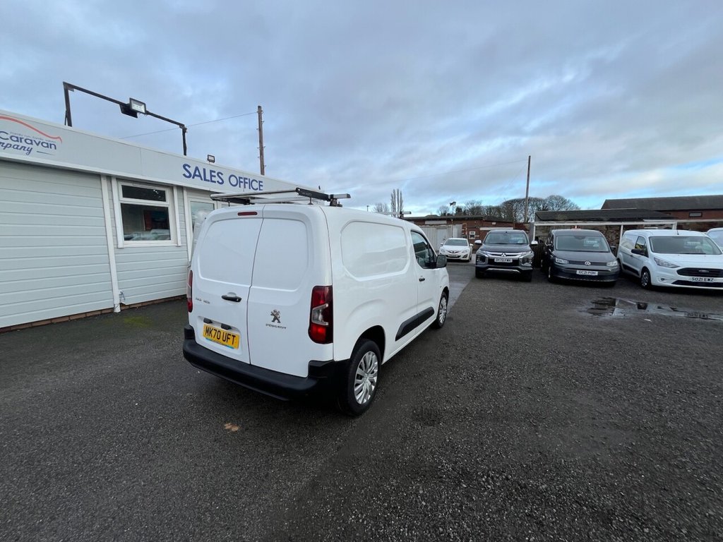 Used Peugeot Partner 2020 for sale - 76867633: Photo 47