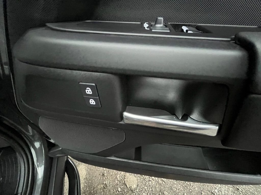 Used Land Rover Defender 2025 for sale - 77499037: Photo 21