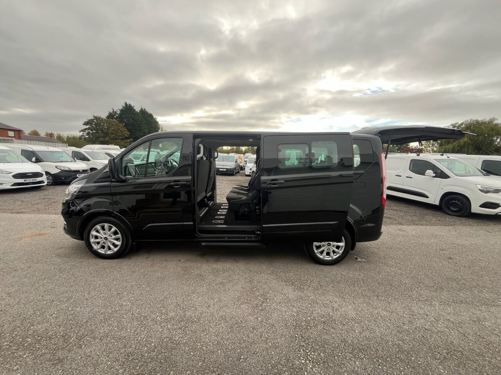 Used Ford Tourneo Custom 2022 for sale - 76081258: Photo 41