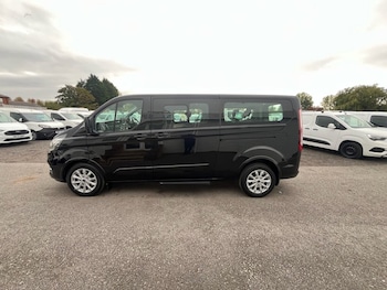Used Ford Tourneo Custom 2022 for sale - 76081258: Photo