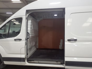 Used Maxus Deliver 9 2022 for sale - 79221326: Photo