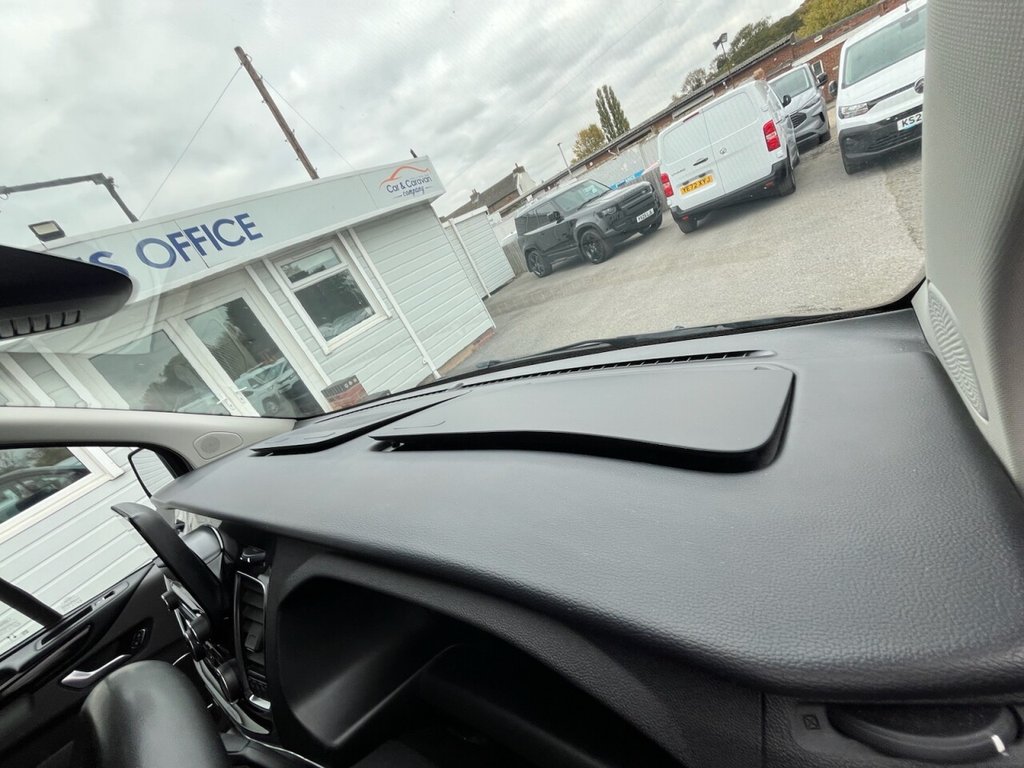 Used Ford Tourneo Custom 2022 for sale - 76245301: Photo 32