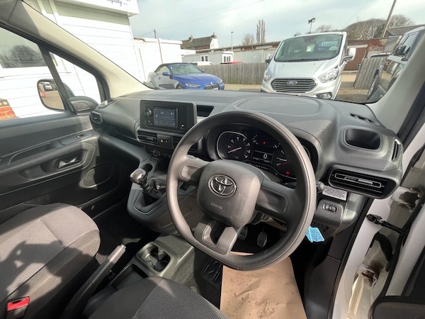 Used Toyota ProAce 2022 for sale - 73965374: Photo 16