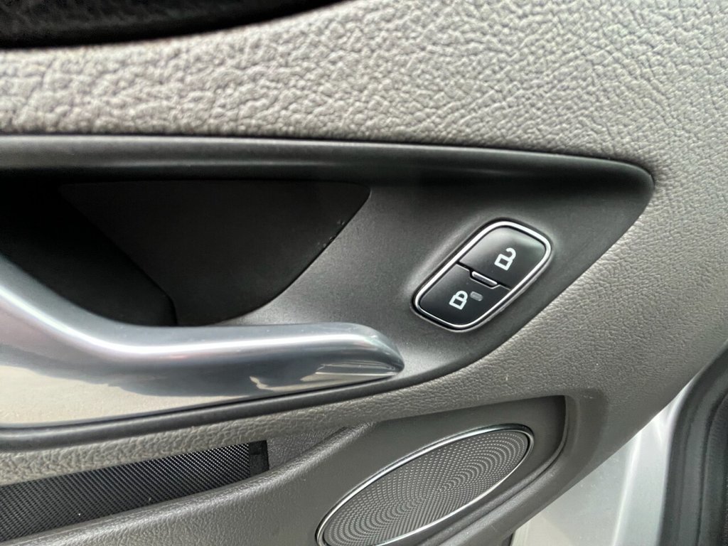 Used Ford Tourneo Custom 2022 for sale - 76686100: Photo 31